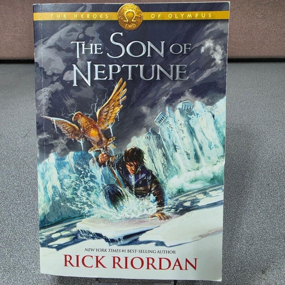 Rick Riordan The Son of Neptune Book 2 YA Paperback Blue Excellent Mythology